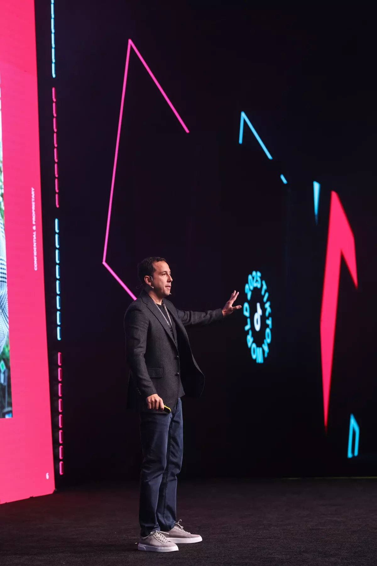 tiktok world istanbulda gerceklesti OxKqkGEd.jpg