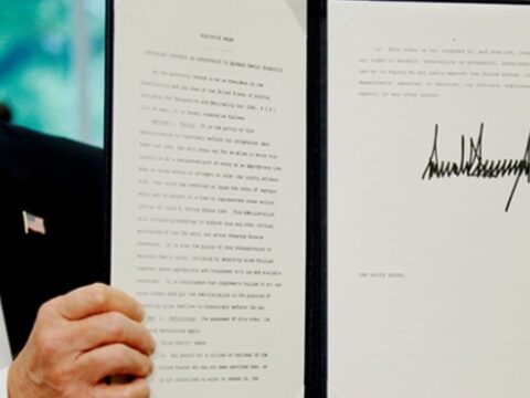 ABD’de bir ilk: Dolarda Trump imzası