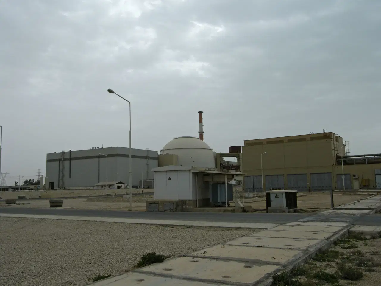 Abd iran hattinda nukleer gerilim darhovin nukleer santrali hedef alindi 3OvXnc8e
